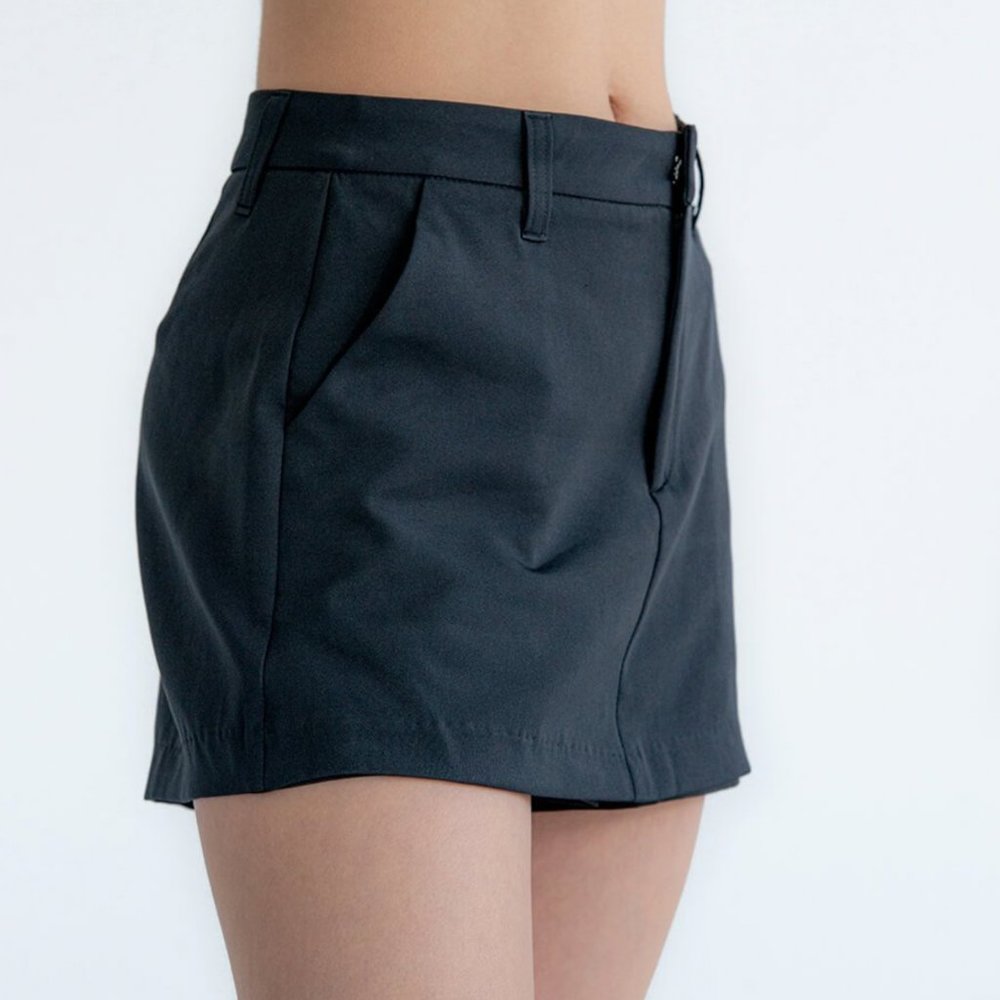 Mini Skort w/ Side Slant Pockets | Item Ditto
